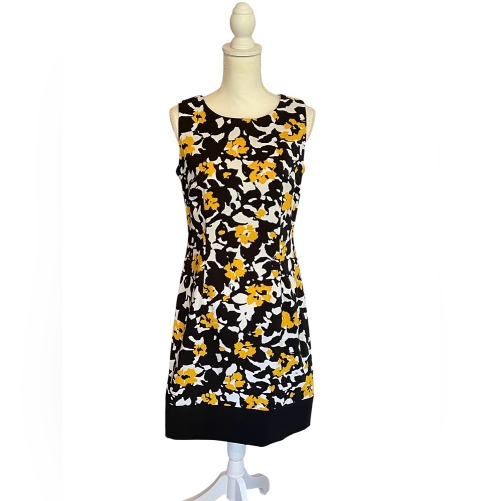 Ronni Nicole Women's Yellow and Black Floral Sleeveless Dress Size 8.